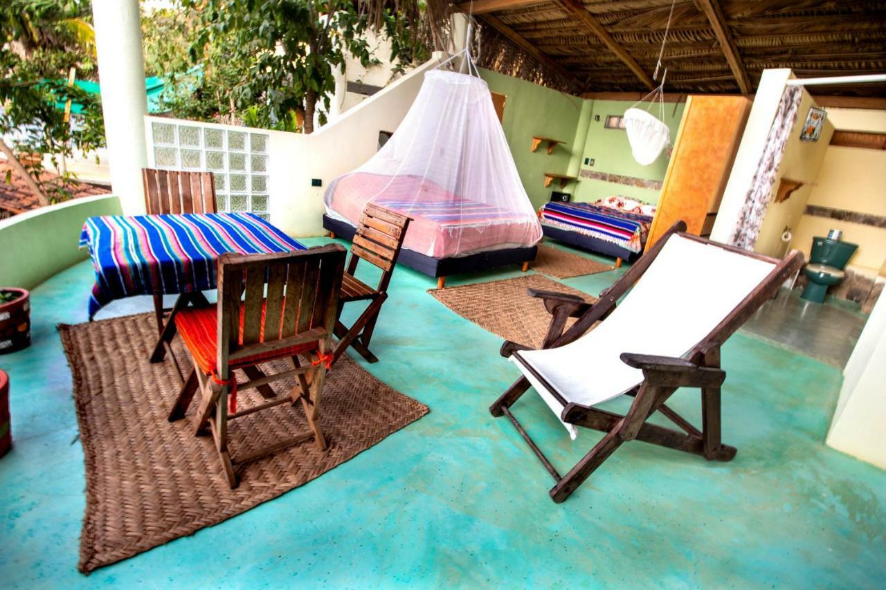 Pura Vida Wellness Retreat Hotel Yelapa Exterior photo