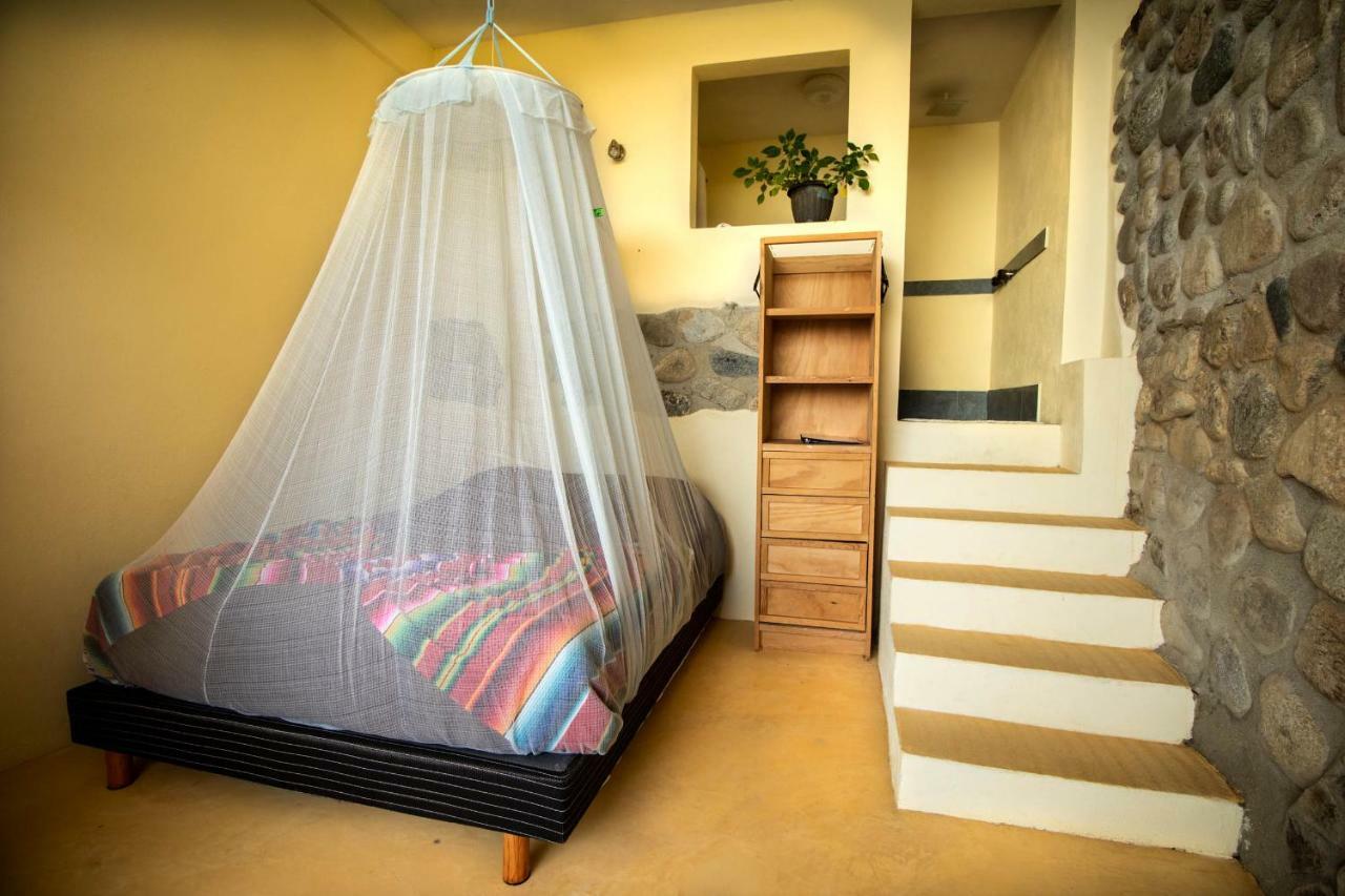Pura Vida Wellness Retreat Hotel Yelapa Exterior photo